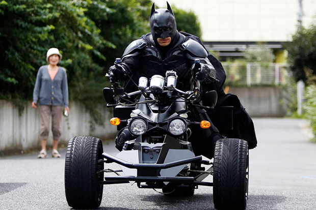 El misterioso Batman que patrulla las calles de Chiba