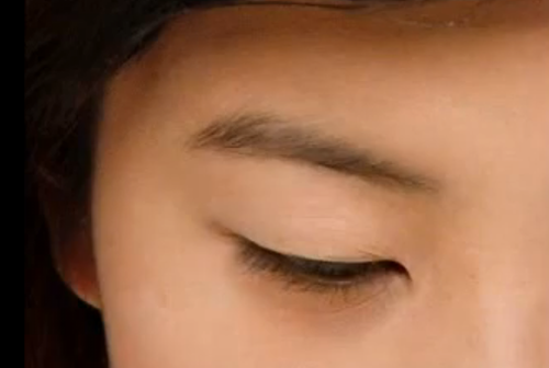 Pegatinas en los ojos para estar más guapas