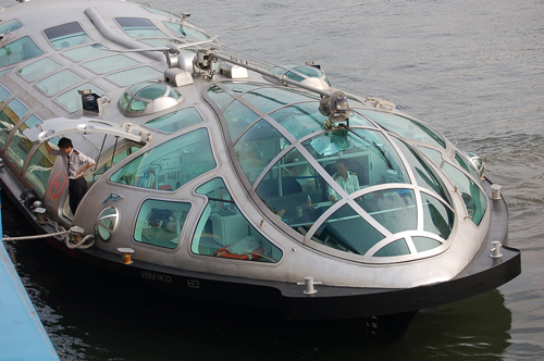 Himiko Boat, la nave "espacial" de Tokyo