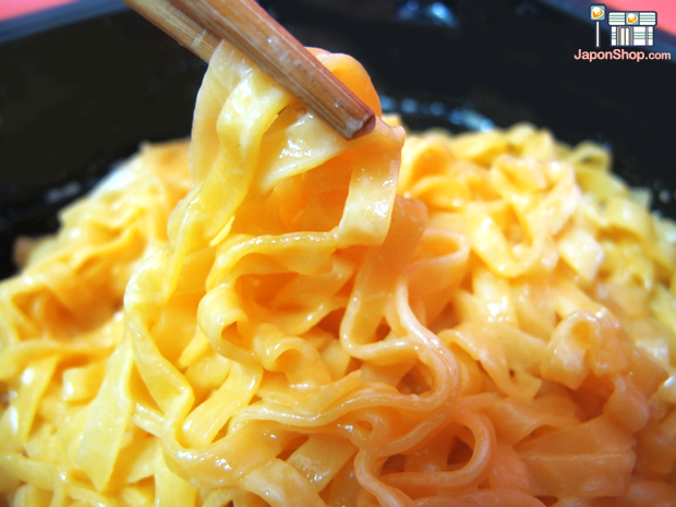 Combini Lovers: Yakisoba Maruchan con Queso Cheddar