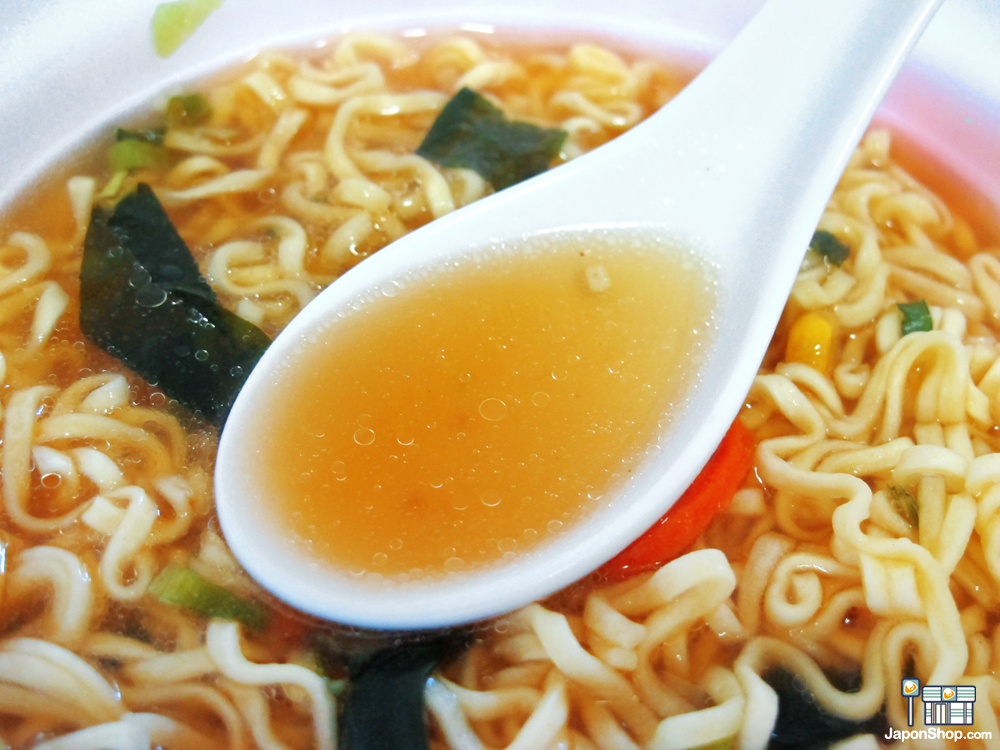 Combini Lovers: Ramen con Caldo Toromi