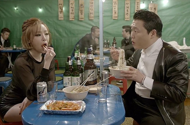 "Gentleman" de "Psy" ya supera los 100 millones de visionados en You Tube