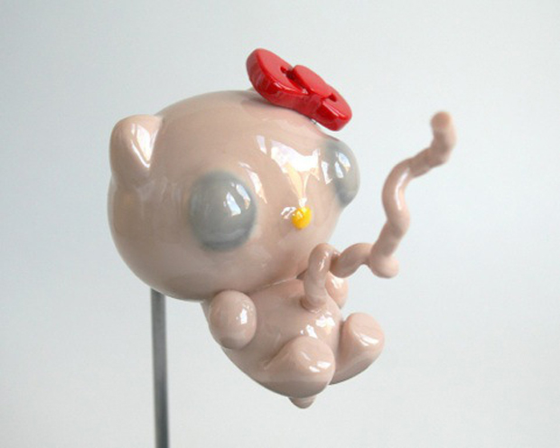 Feto y Esqueleto de “Hello Kitty”