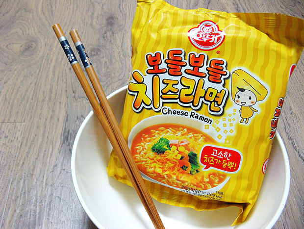 Combini Lovers Review: Ramen Coreano de Queso | Cheese Ramyun