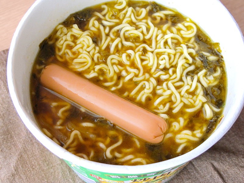 Novedad en JaponShop.com! Llegan los ramen con Salchicha!